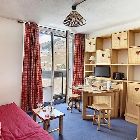 2 Personnes Au Centre Des Menuires - Fr-1-344-1029 *